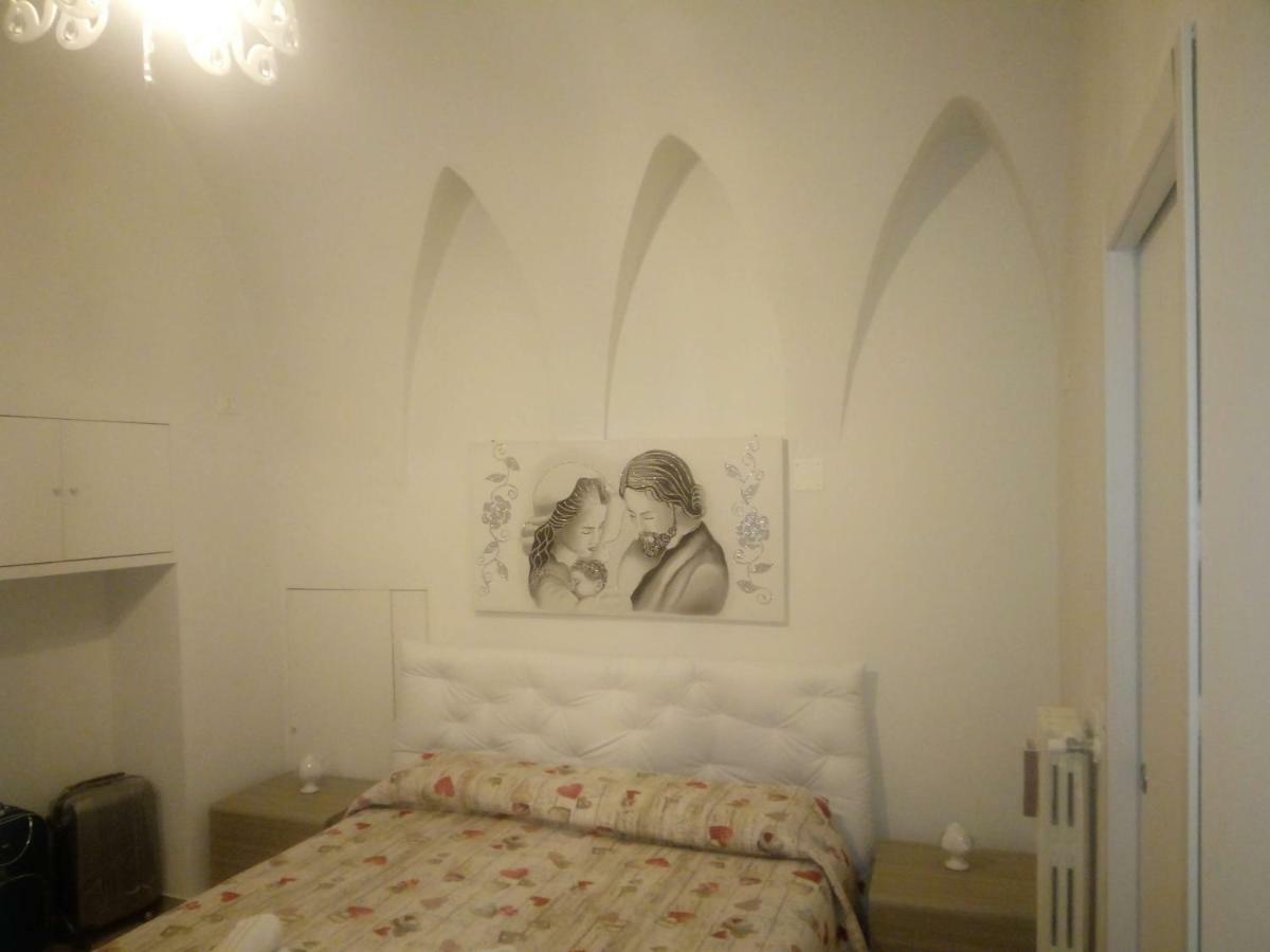 Lucy Sweet Home Monopoli Luaran gambar